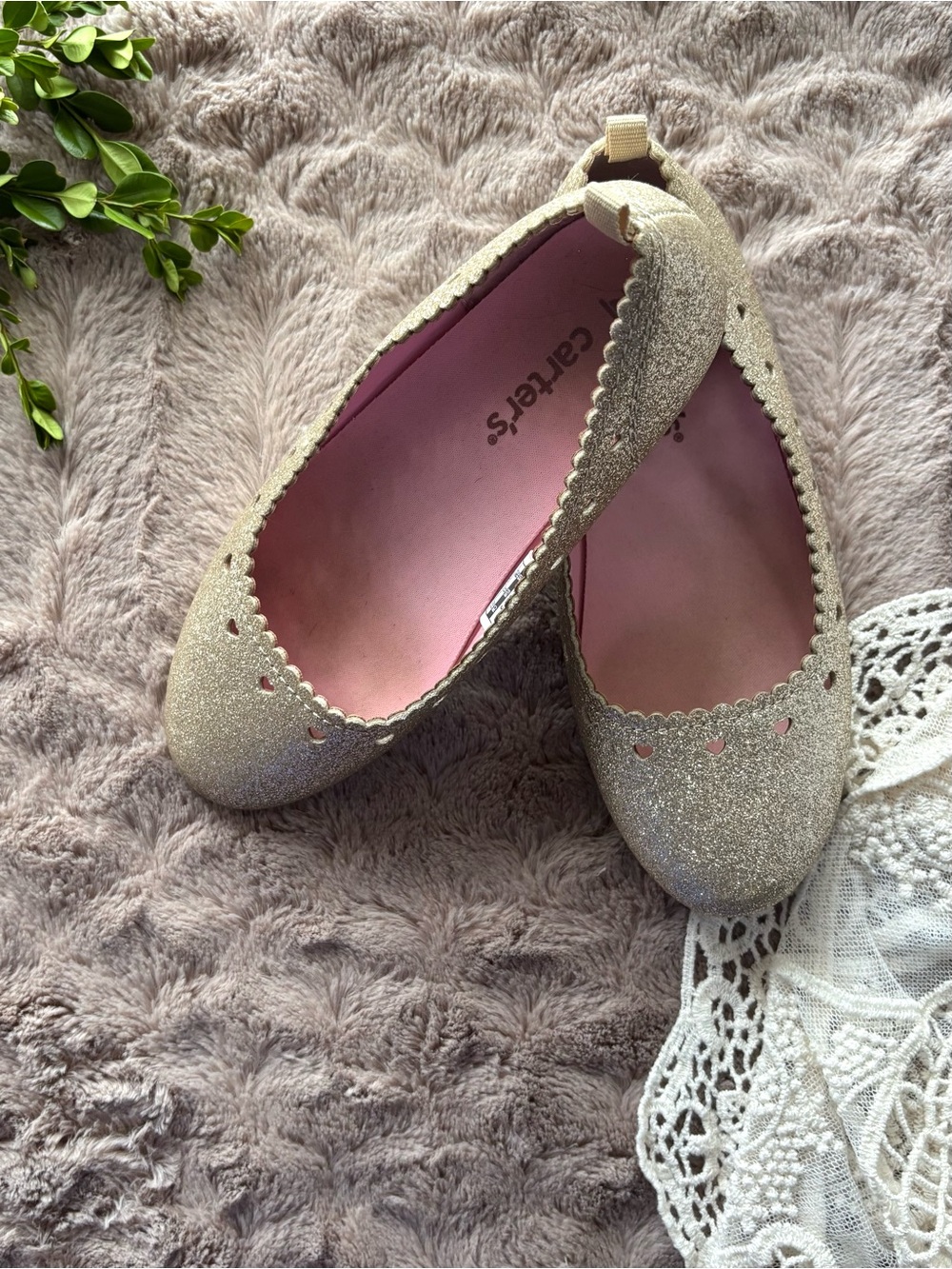 Carter’s Gold Glitter Heart‑Cutout Flats • Girls Size 2 - Picture 10 of 11